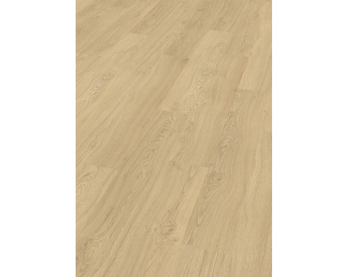 Ljust laminatgolv med trästruktur