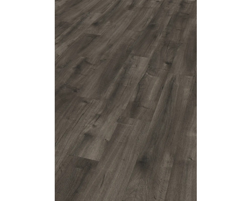 Mörkt laminatgolv med träutseende.