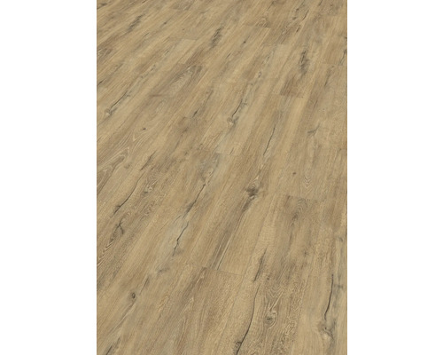 Närbild av laminatgolv med träutseende.