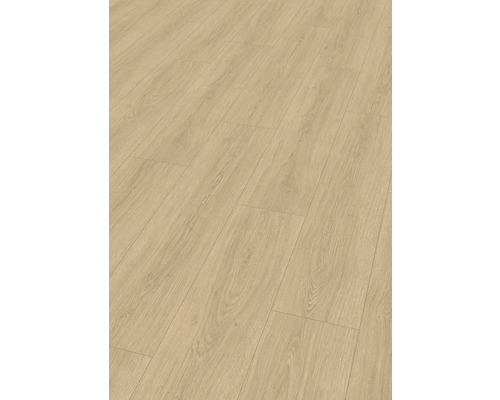 Närbild av laminatgolv med träutseende