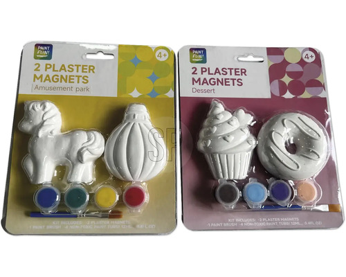 Måla gipsmagneter Två förpackningar med två gipsmagneter vardera att måla, en med tivolitema och en med efterrättstema.