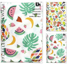 Bordsduk med frukt- och växtmotiv, 130 x 180 centimeter