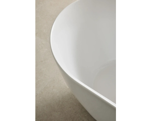 Detalj av ett fristående badkar