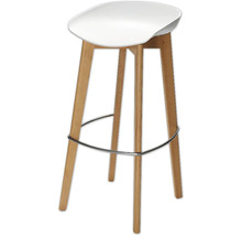 Barstol med träben och fotstöd