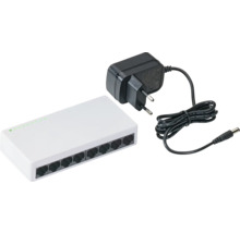 Nätverksswitch med nätadapter