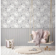 Barnrum med tapet, gunga och matta