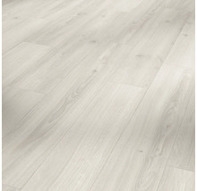 Ljust laminatgolv med trästruktur