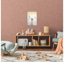 Barnrum med hylla, leksaker och väggmålning