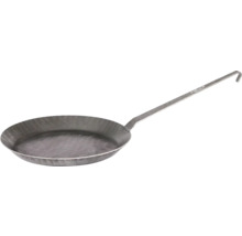 Metallpanna med långt handtag för matlagning