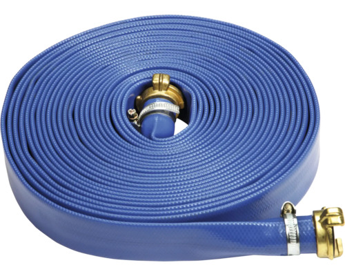 Blå brandslang, hoprullad, med kopplingar