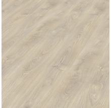 Närbild av ett laminatgolv med trästruktur