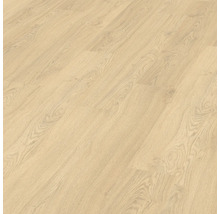 Lagt laminatgolv med trästruktur