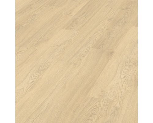 Lagt laminatgolv med trästruktur