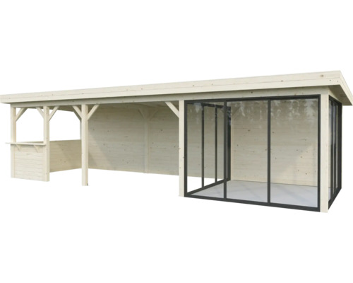 Övertäckt sittplats i trä med glasvägg