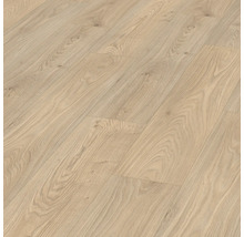 Lagt laminatgolv med trästruktur