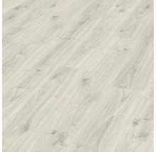 Ljust laminatgolv med trästruktur