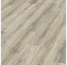 Lagt laminatgolv med träutseende