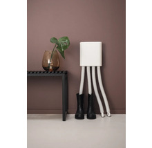 Stöveltork med tre torkarmar och svarta stövlar