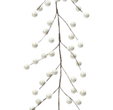 Dekorativ gren med pärlor