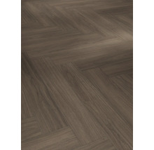 Laminatgolv lagt i fiskbensmönster