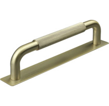 Möbelhandtag av metall