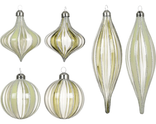 Julgranskulor i glas i olika former med dekor