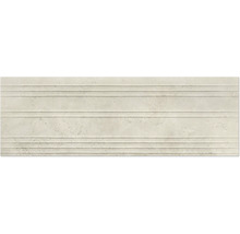 Keramisk platta med räfflad struktur