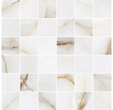 Fyrkantiga plattor med marmorlook, lämpliga för vägg- och golvdesign.