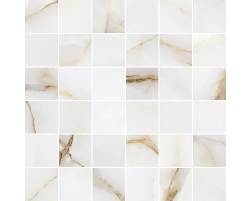 Fyrkantiga plattor med marmorlook, lämpliga för vägg- och golvdesign.