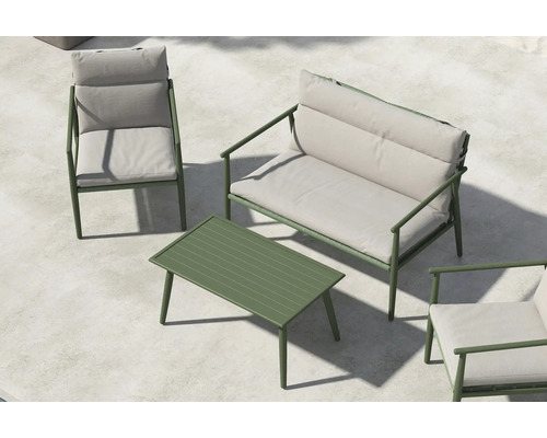 Trädgårdsmöbelset med bord, bänk och stol