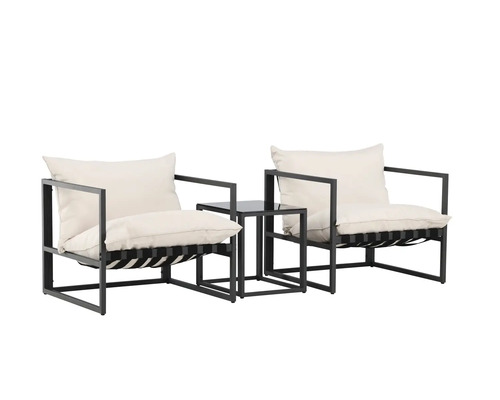 Trädgårdsmöbelset med två fåtöljer och ett sidobord