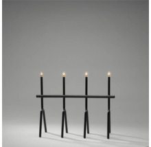 Svart adventsljusstake med fyra lampor