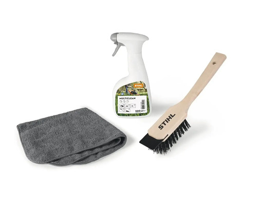Rengöringskit bestående av sprayflaska Multiclean, rengöringsborste och rengöringsduk