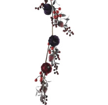 Dekorativ girlang med bär och blommor för höstdekoration