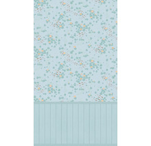 Tapet med näckrosmönster och träpanel