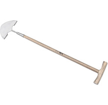 Hacka med träskaft och T-handtag