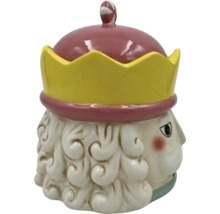 Kakburk med kungshuvuddesign