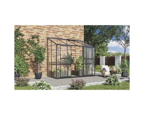 Växthus VITAVIA Ida 3300 4mm polykarbonat 255x132cm 3,3m² svart inkl. sockel Växthus i trädgården med växter och sittgrupp