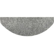 Halvrund matta i textilmaterial