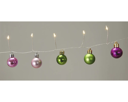 Ljusslinga med julgranskulor