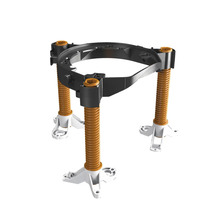 Tvättmaskinsunderrede med tre ben för att höja och stabilisera tvättmaskinen