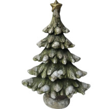 Dekorativ gran med stjärna som trädgårdsdekoration