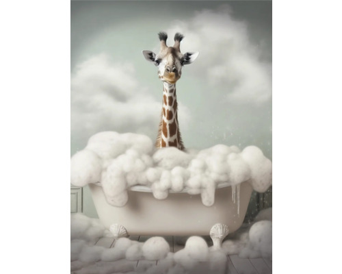 Canvastavla THE WALL Giraff i vatten 56x76cm Illustration av en giraff i ett badkar fullt av skum
