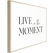 Väggbild med texten Lev i nuet