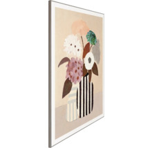 Inramad bild med blomsterstilleben i vaser