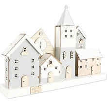 Dekorativ husgrupp i trä med klocka