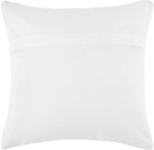 Fyrkantig dekorativ kudde av tyg