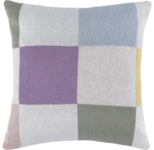 Fyrkantig prydnadskudde med stickat mönster