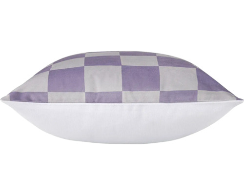 Kudde med schackrutigt mönster