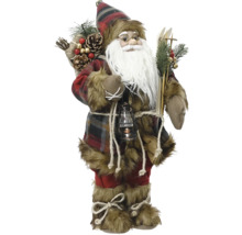 Dekorativ jultomte med rutig hatt, skägg och tillbehör som lykta och skidor